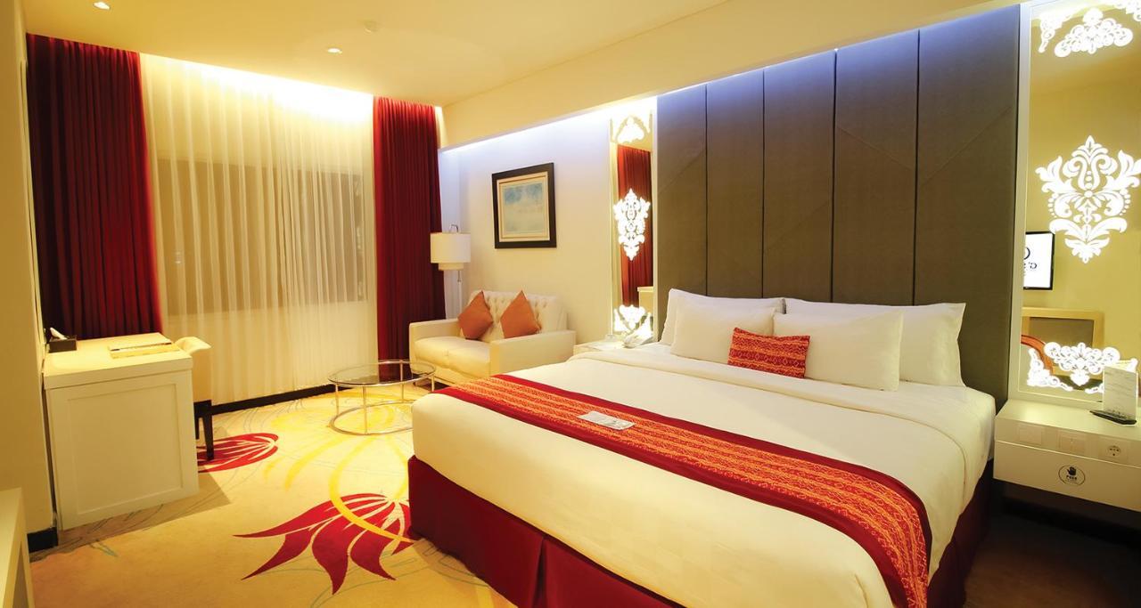 בנג'ארמאסין G'Sign Hotel Banjarmasin מראה חיצוני תמונה