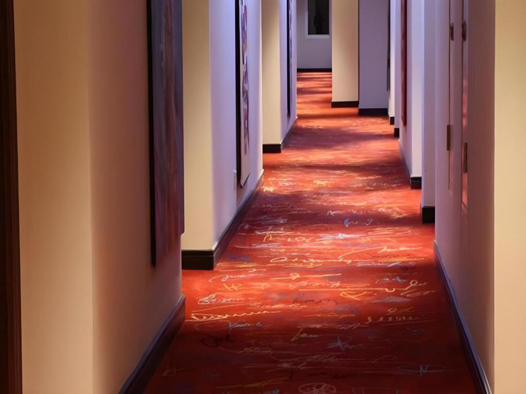 בנג'ארמאסין G'Sign Hotel Banjarmasin מראה חיצוני תמונה