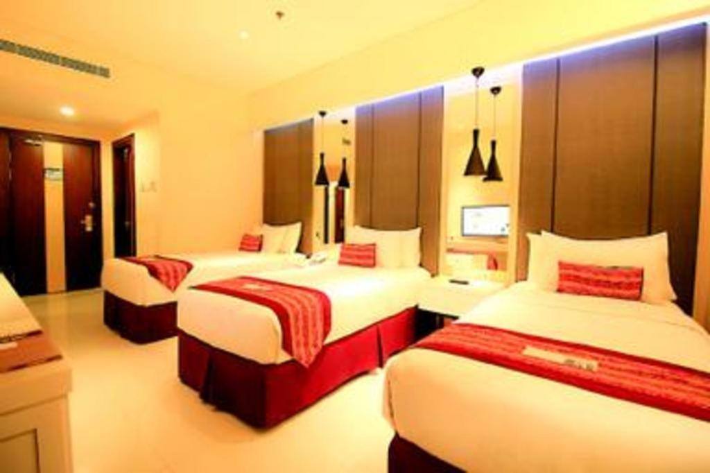 בנג'ארמאסין G'Sign Hotel Banjarmasin מראה חיצוני תמונה
